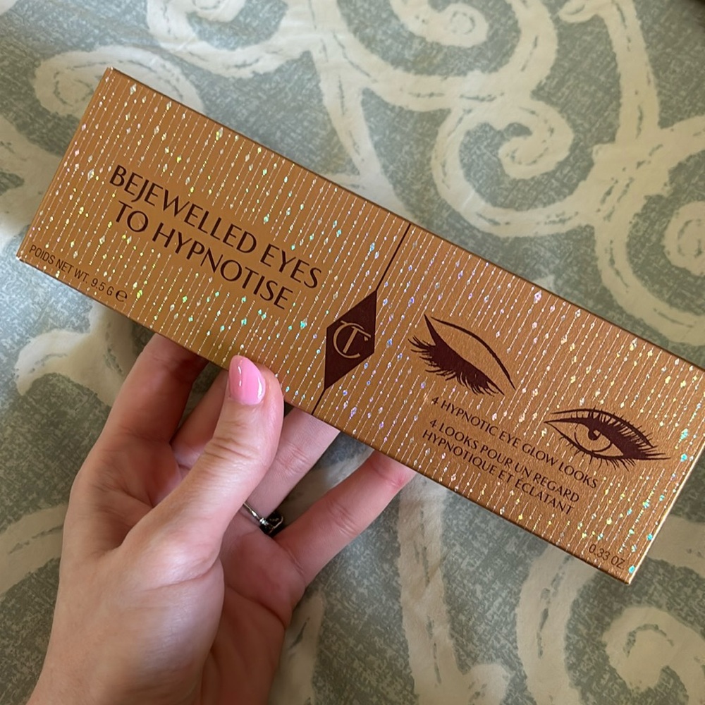 Charlotte Tilbury eyeshadow